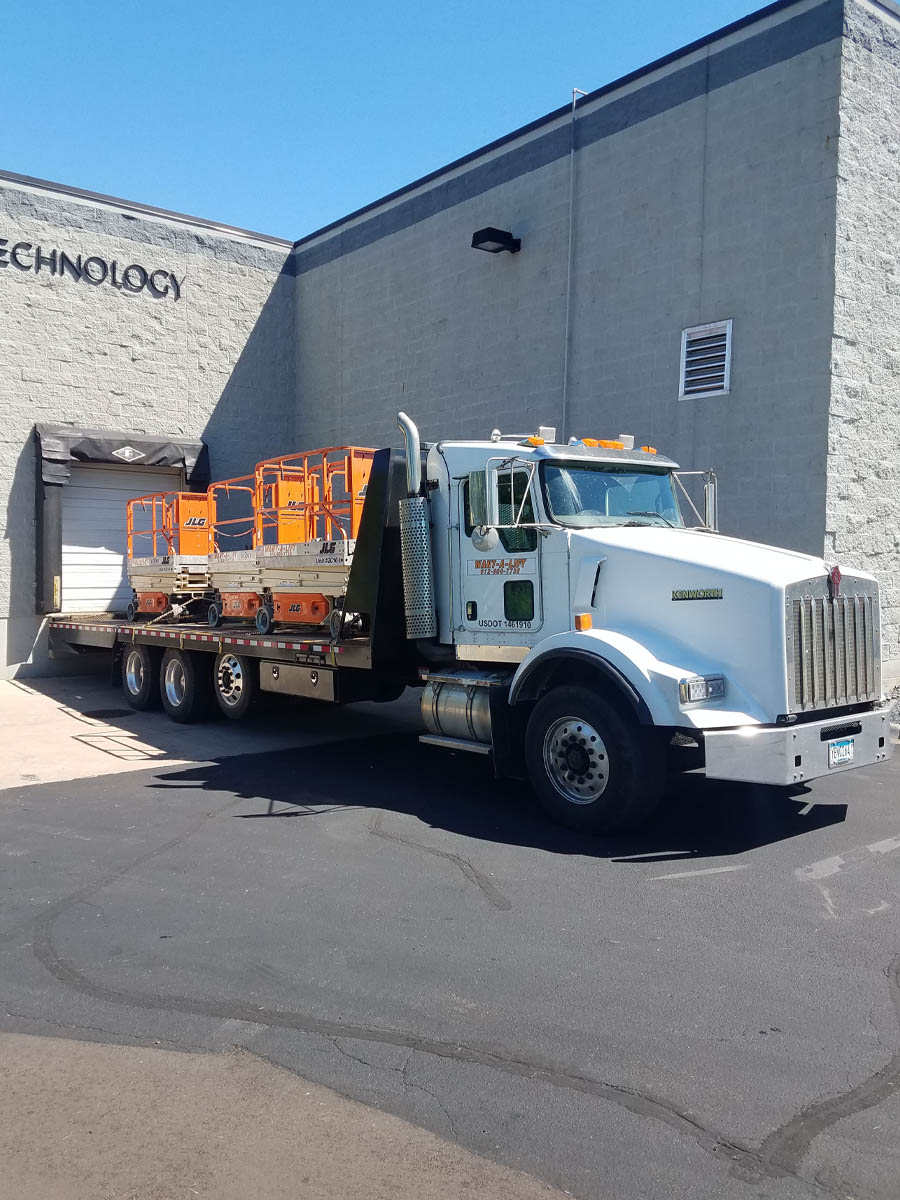 equipment-delivery-minneapolis-mn Rental equipment delivery to a Minneapolis jobsite