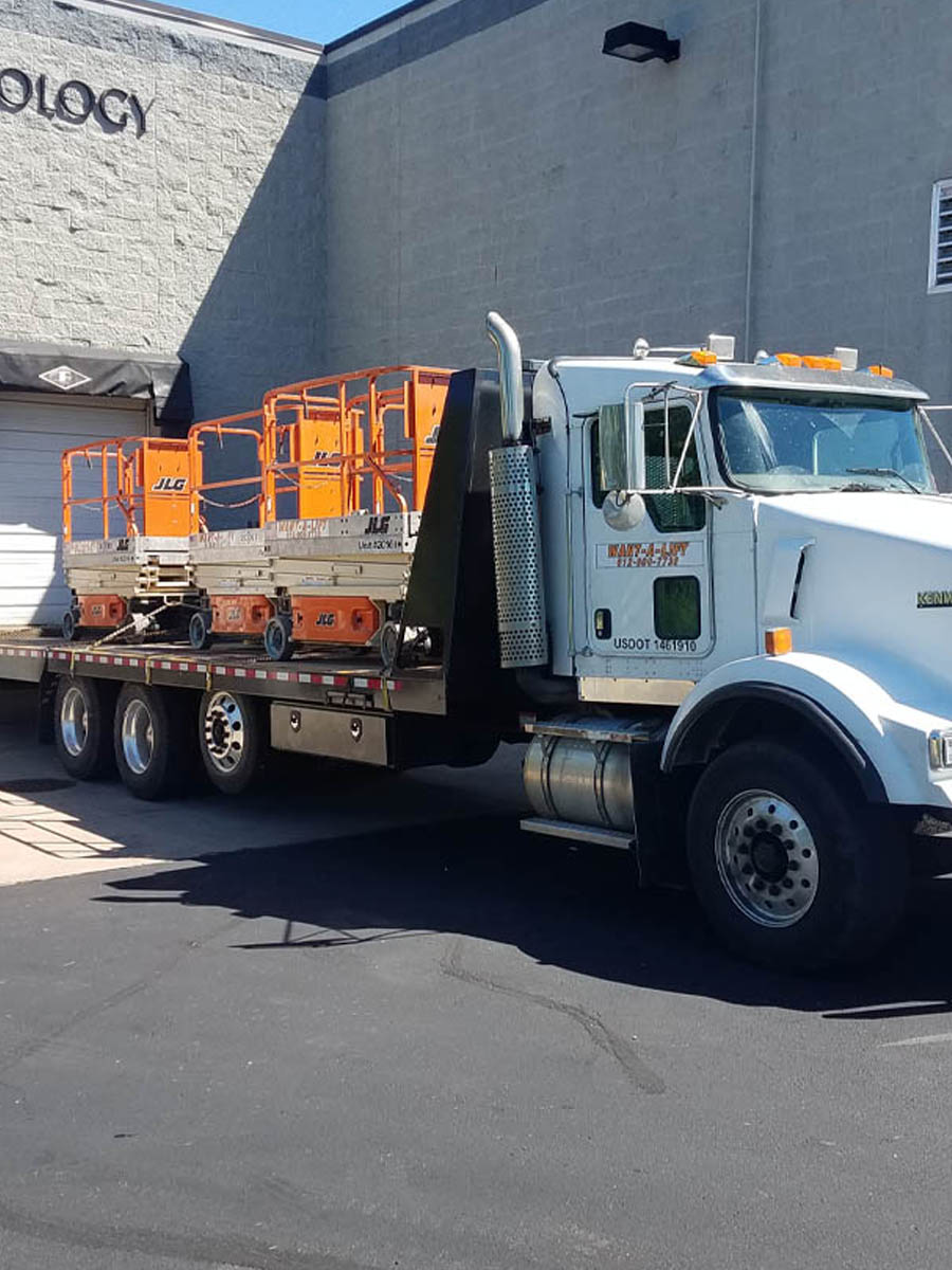equipment-delivery-minneapolis-mn B Rental equipment delivery to a Minneapolis jobsite